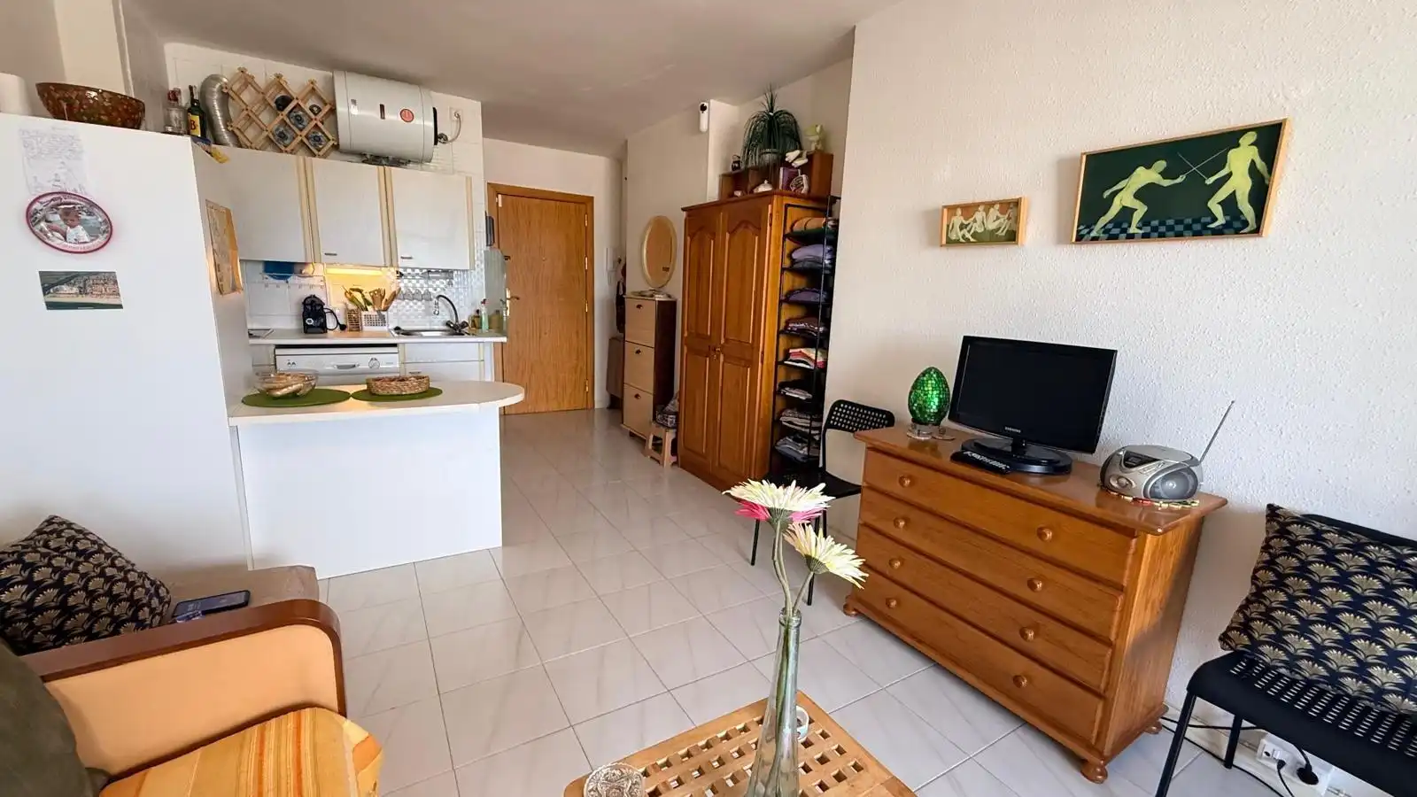 Sala d'estar de Apartament en venda en Empuriabrava amb Terrassa i Balcó