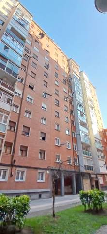 Piso en Venta en Sagarminaga Etxetaldea, 12 en Santutxu - Basarrate
