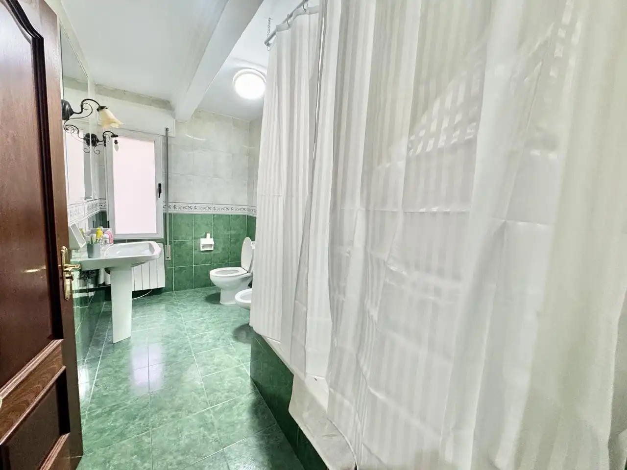 Bany de Pis en venda en Cebreros amb Aire condicionat, Calefacció i Terrassa