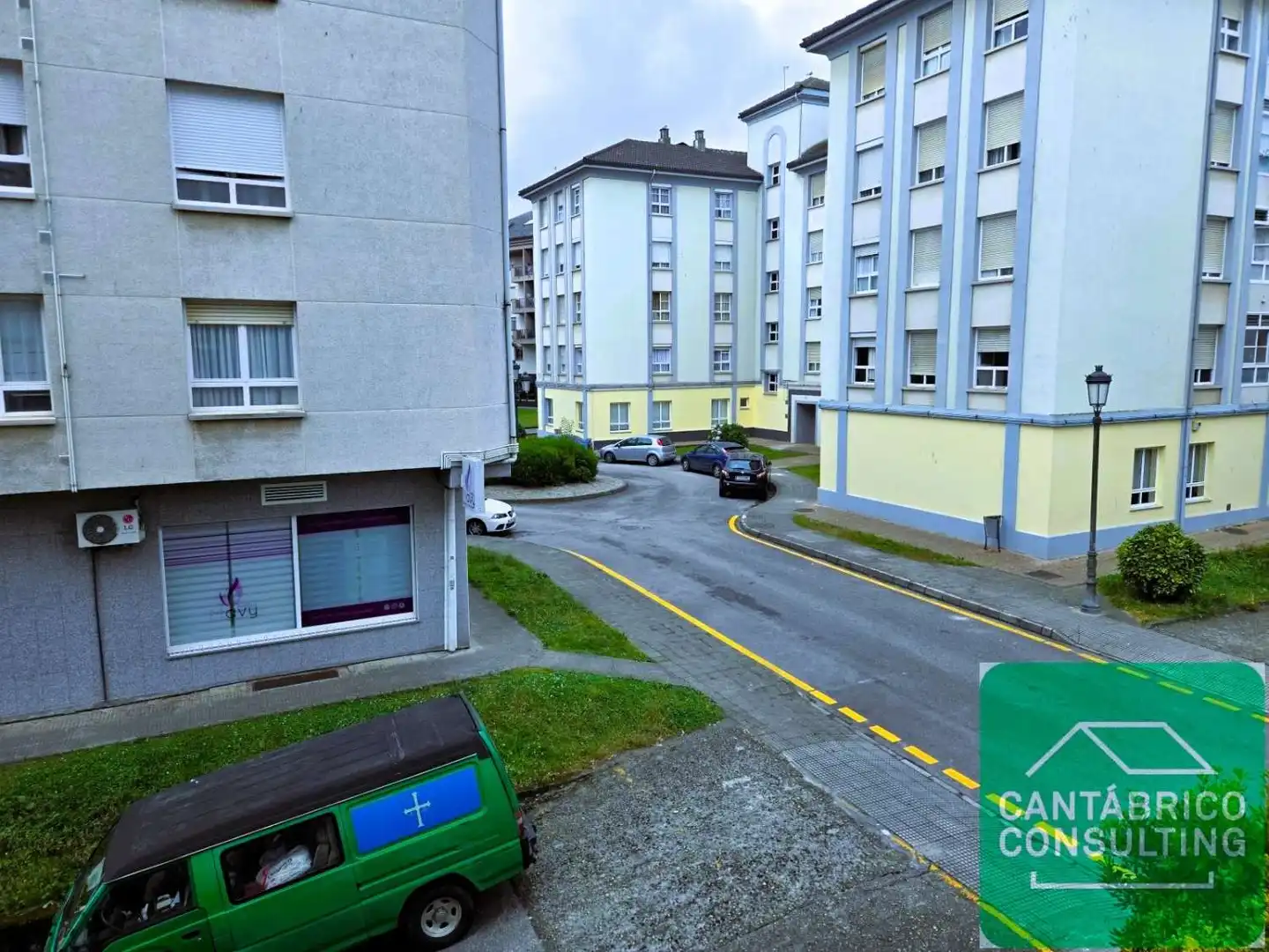 Vista exterior de Piso en venta en Navia con Calefacción, Parquet y Terraza