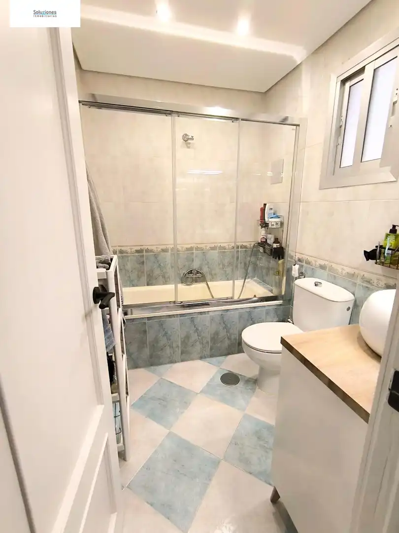 Bathroom of Flat for sale in Albacete  with Air Conditioner, Heating and Terrace
