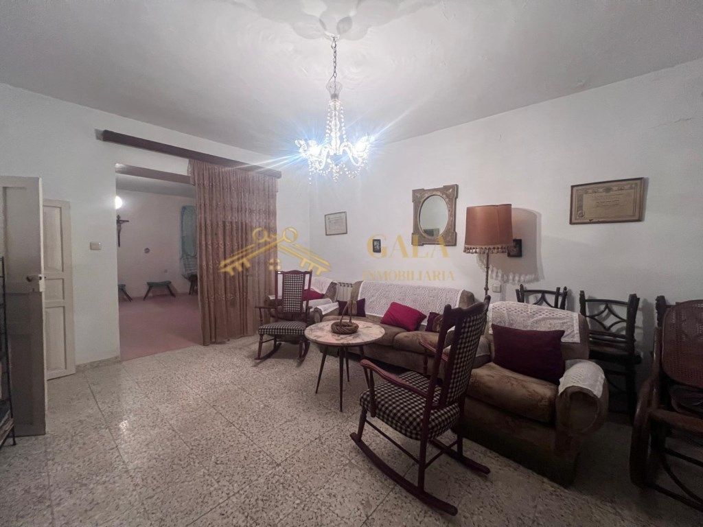 House or chalet for sale in Casar de Cáceres