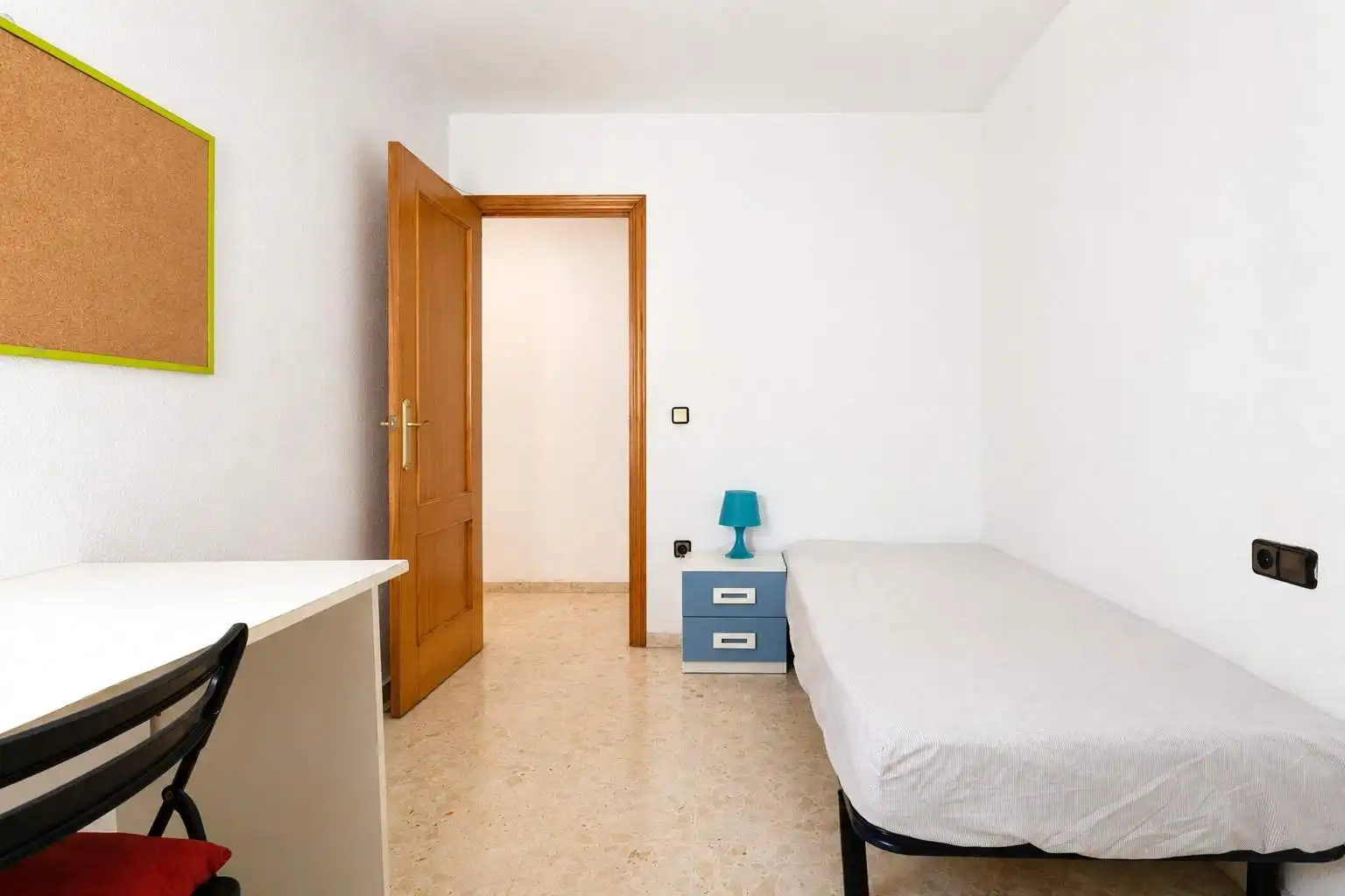Schlafzimmer von Wohnung zum Verkauf in Gandia mit Möbliert