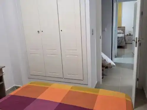 Schlafzimmer von Wohnung zur Miete in La Antilla mit Balkon