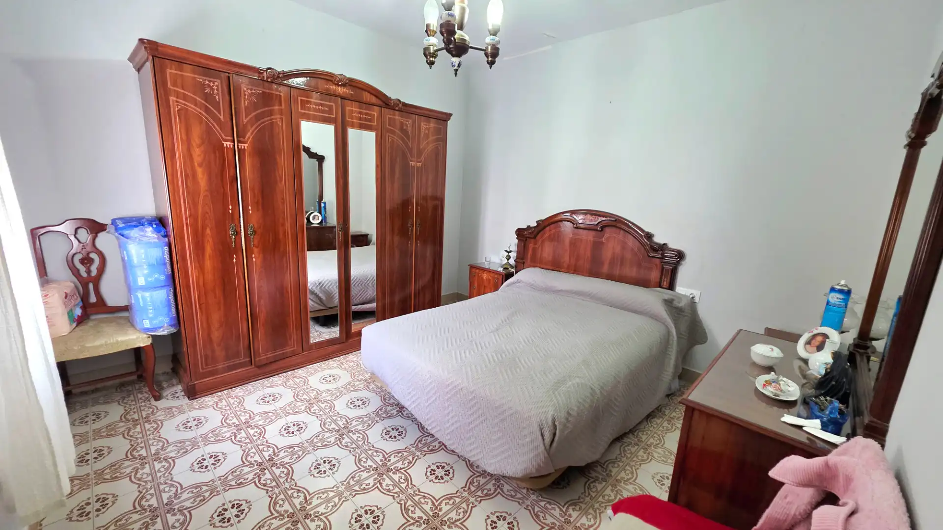 Dormitori de Casa adosada en venda en El Puerto de Santa María amb Aire condicionat, Terrassa i Traster