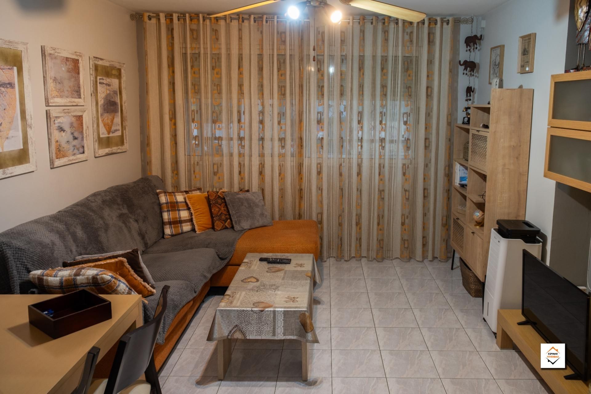 Habitación de Planta baja en venta en  Zaragoza Capital con Calefacción y Balcón
