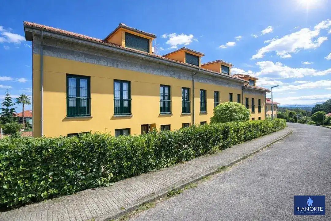 Piso con piscina en venta en Calle Castillo de Gauzón, imagen 8