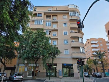 Piso con ascensor en venta en Carrer Josep Joaquim Landerer