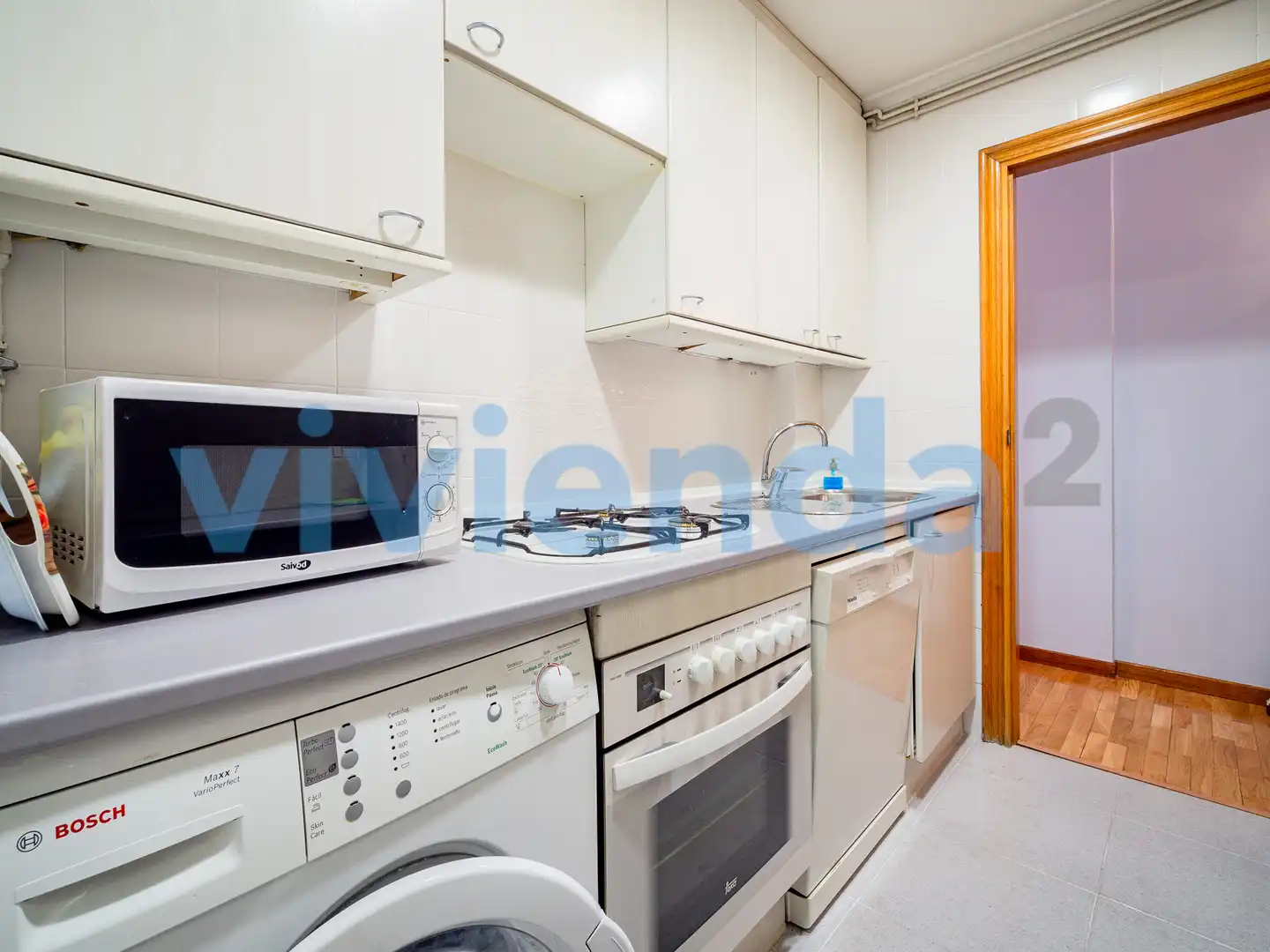 Flat with terrace to rent in Avenida Ciudad de Barcelona, imagen 14