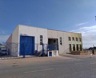 Vista exterior de Nau industrial en venda en Águilas