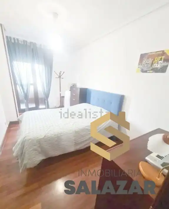 Bedroom of Flat for sale in Zamudio  with Heating