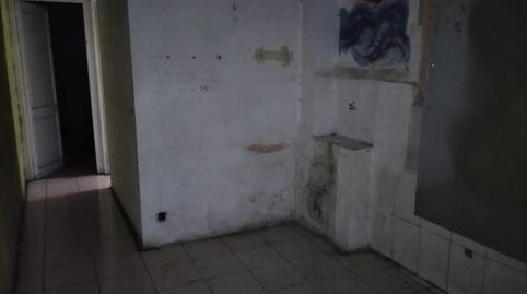 Foto 3 de Pis en venda a C/ Alfred Perenya, Príncep de Viana - Clot -Xalets Humbert Torres,  Lleida Capital