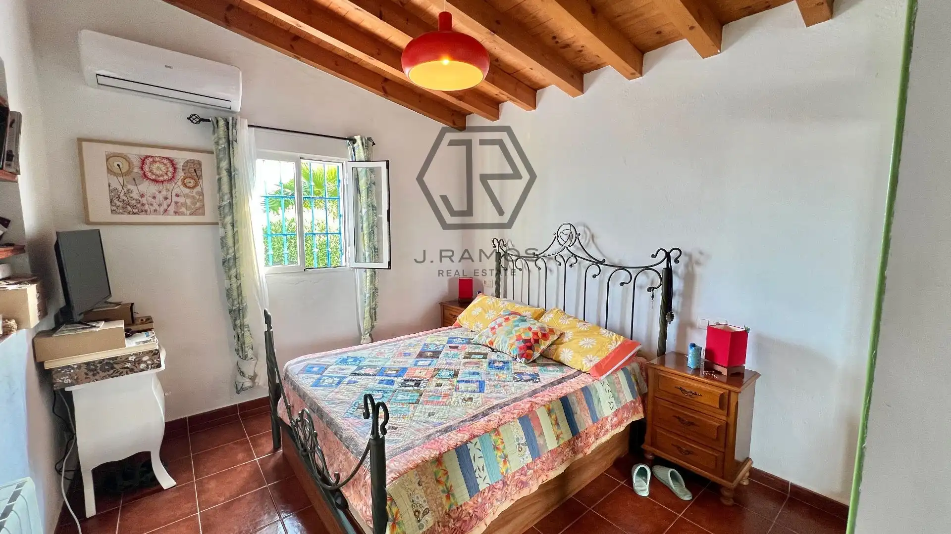 Houses for rent in de la axarquia, Almáchar