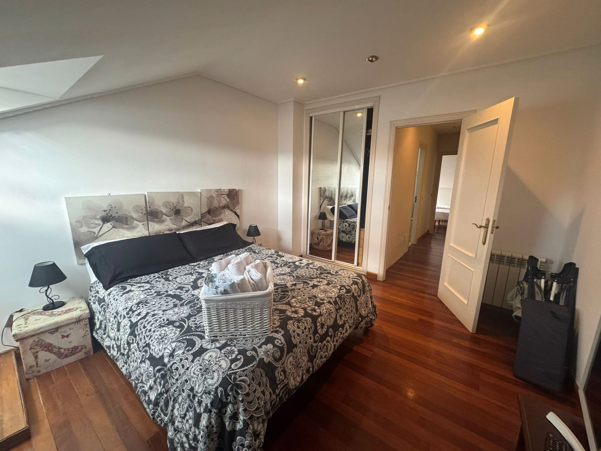 Dormitori de Dúplex de lloguer en Santander amb Calefacció, Parquet i Terrassa