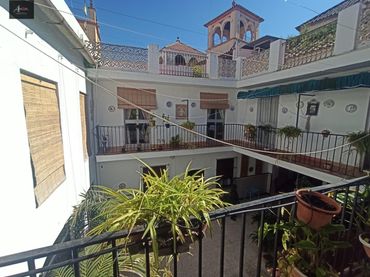 Casa amb balcó en venda a Écija