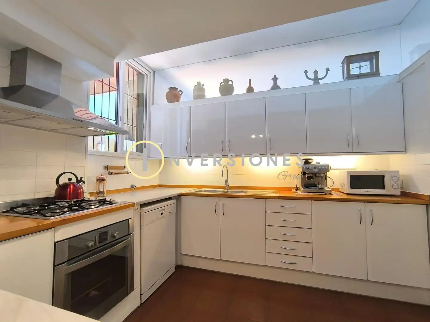Kitchen of Detached homes for rent in Barcelona  with Terrace and Community pool
