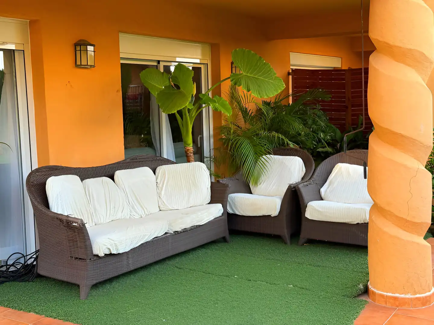 Apartamento con piscina en venta en Calahonda, imagen 9