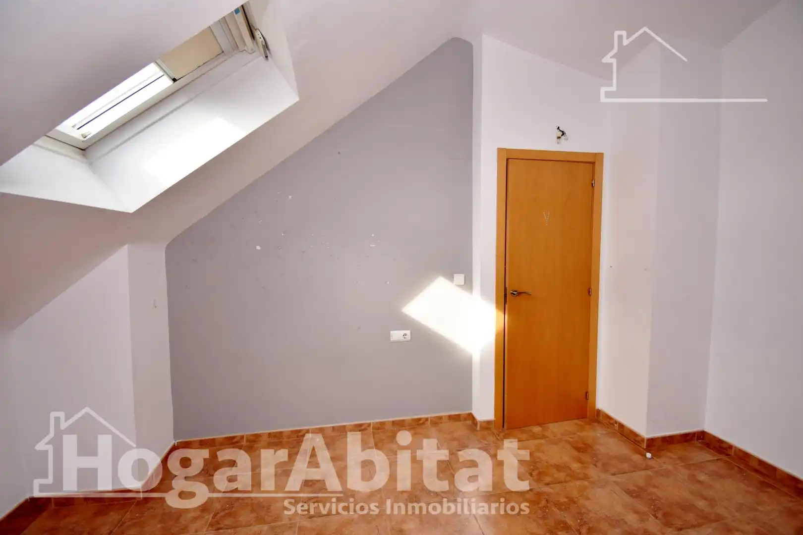 Habitación de Piso en venta en Alzira con Alarma