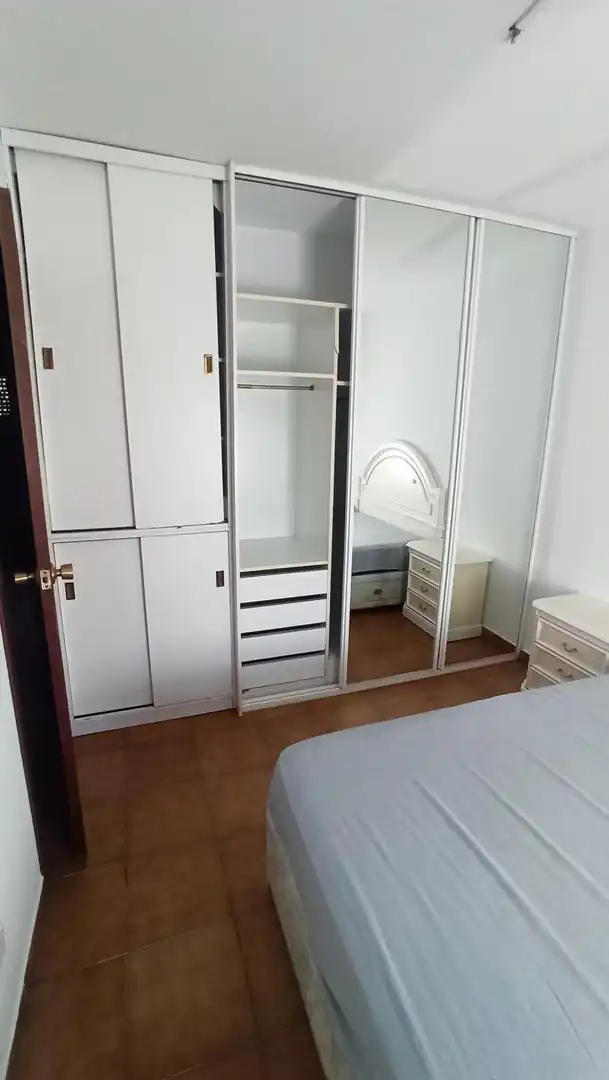 Dormitori de Casa adosada en venda en Zaragoza amb Aire condicionat, Calefacció i Jardí privat