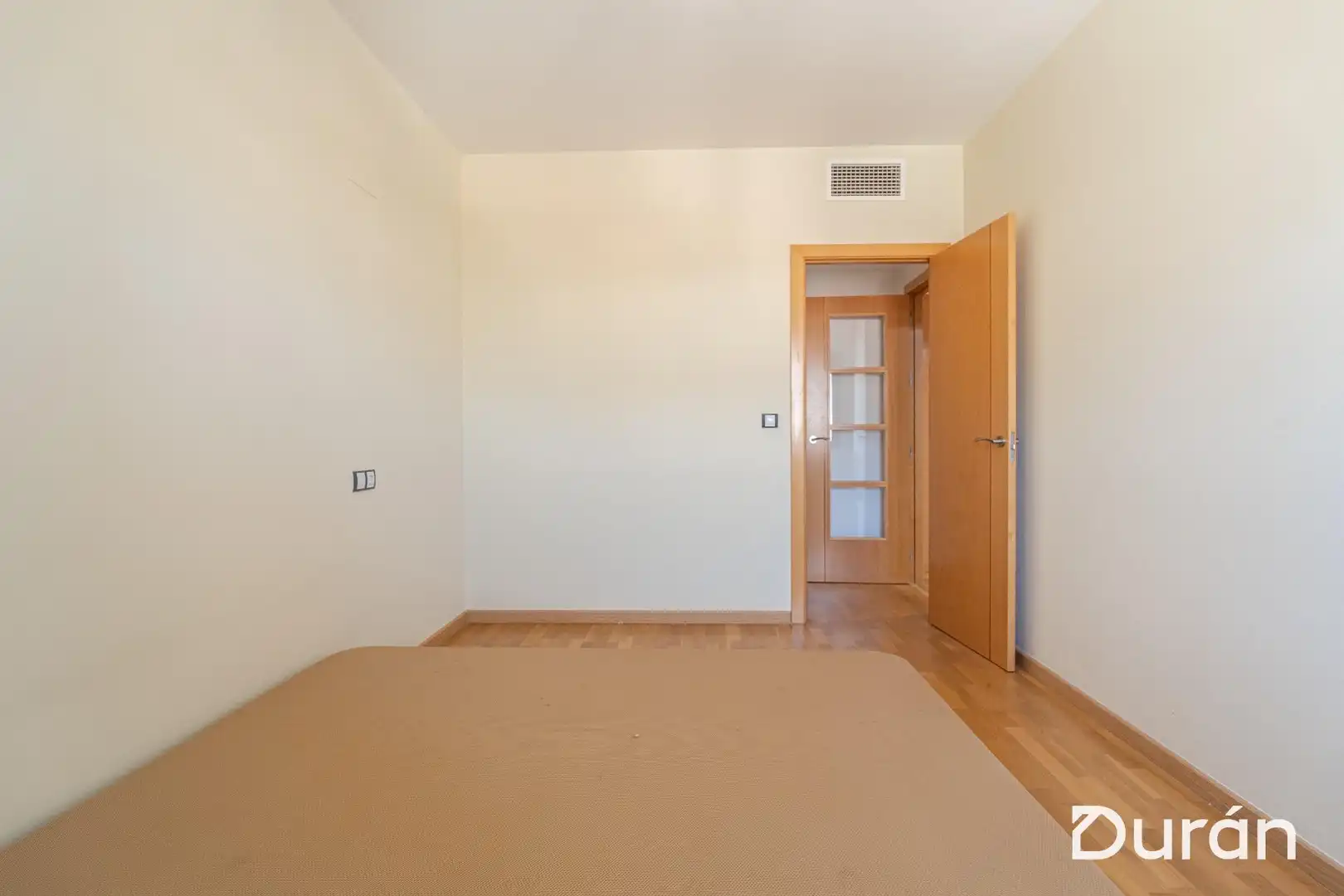 Bedroom of Flat for sale in El Ejido  with Parquet flooring, Terrace and Furnished
