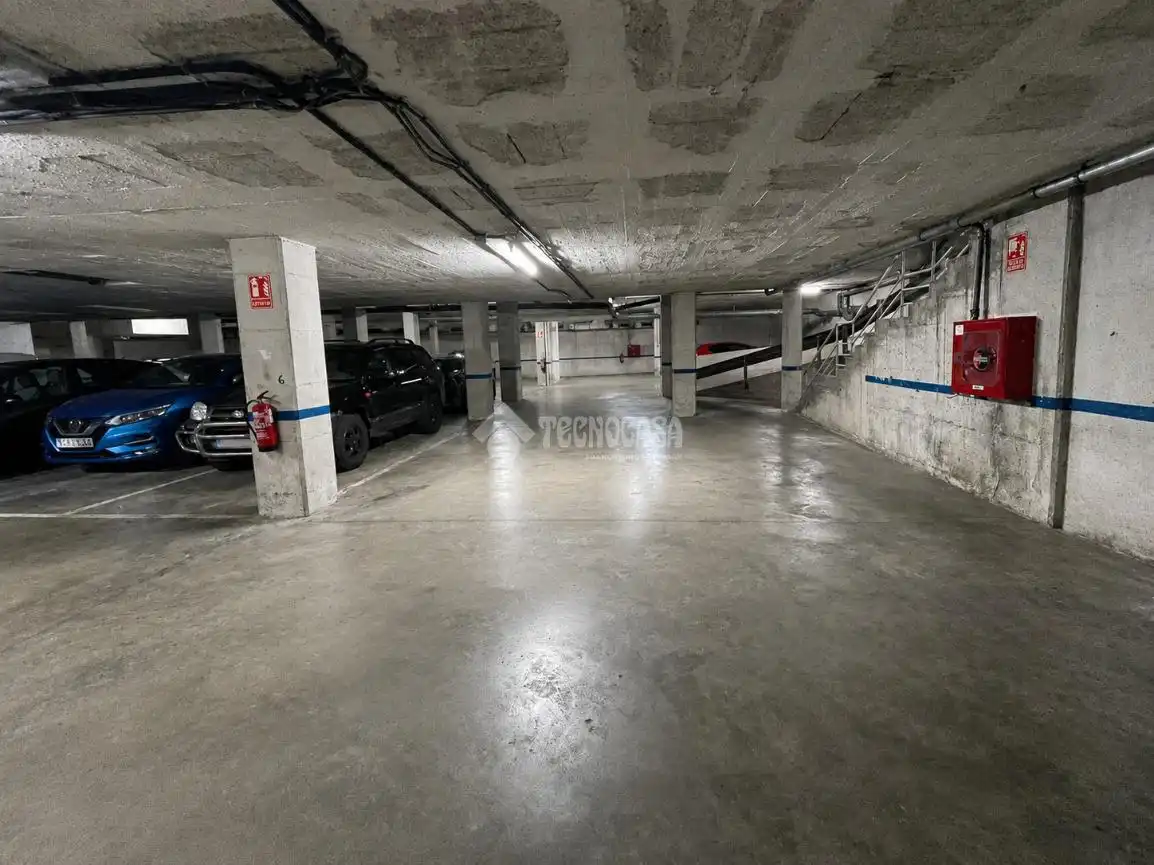 Parkplatz von Garage zum Verkauf in Barcelona