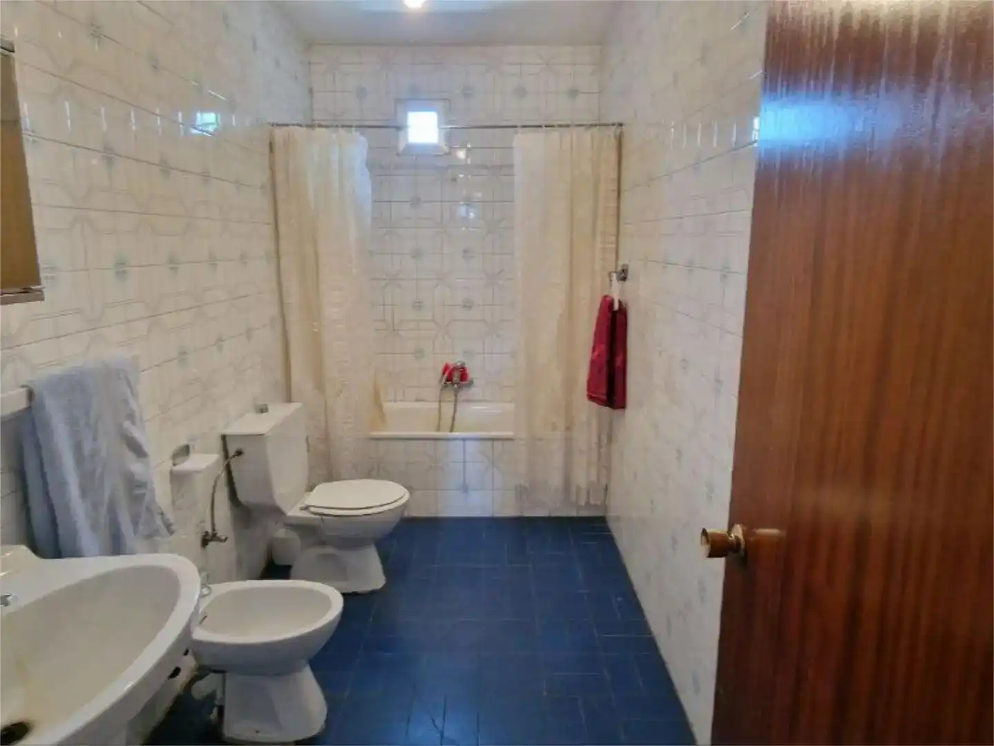 Bany de Casa o xalet en venda en Pinofranqueado amb Jardí privat, Traster i Moblat