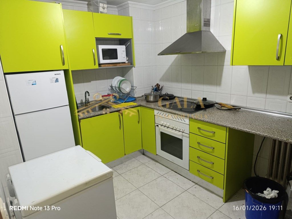 Cuina de Pis en venda en Cáceres Capital amb Moblat