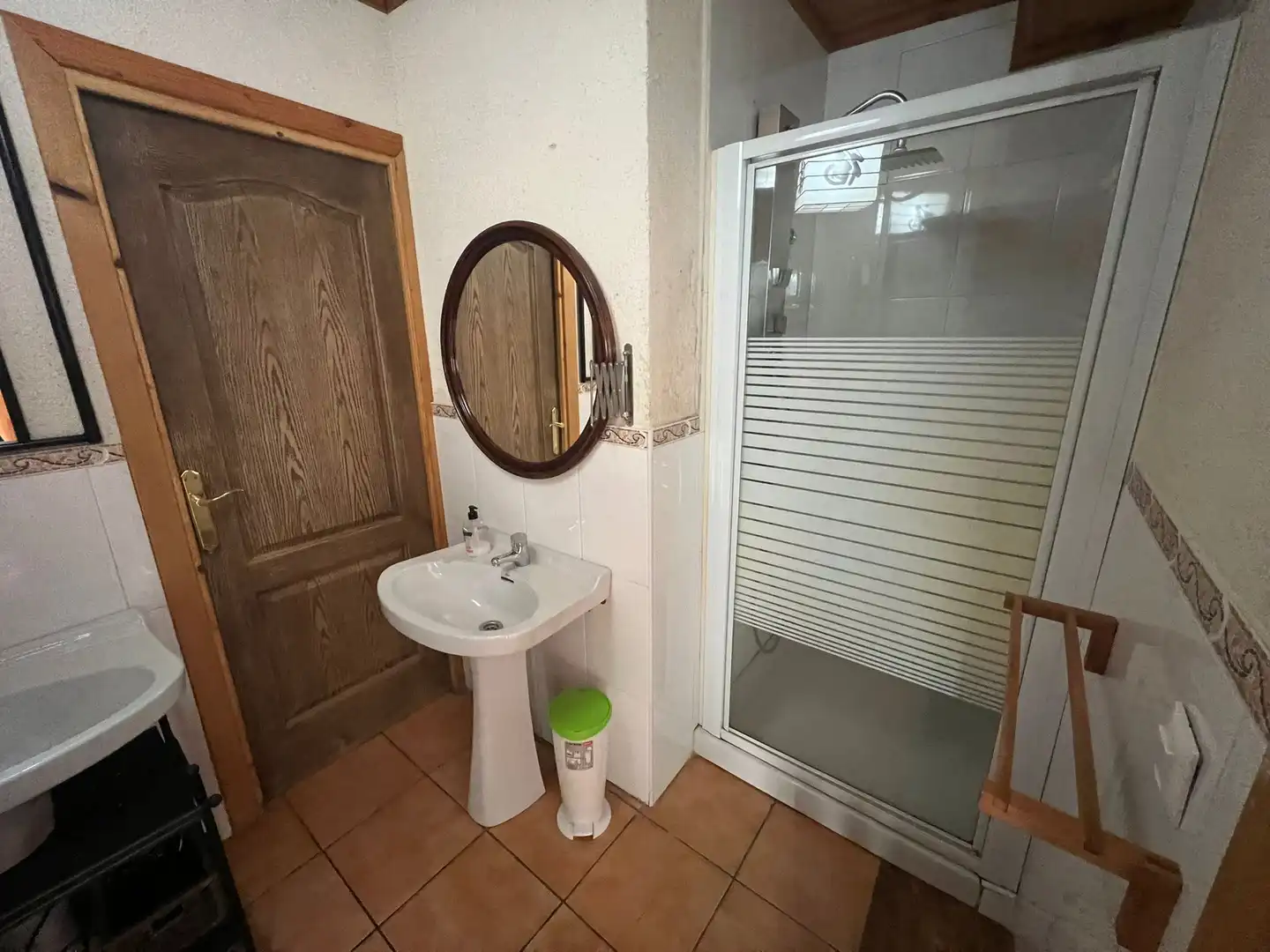 Baño de Casa o chalet en venta en Navacepedilla de Corneja con Calefacción, Jardín privado y Parquet