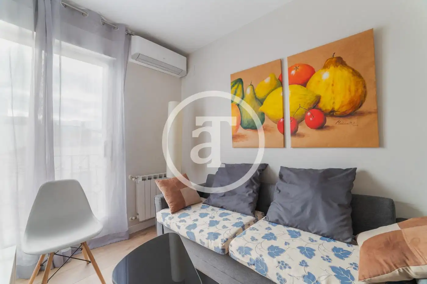 Bedroom of Flat for rent in Madrid  with Air Conditioner, Heating and Furnished