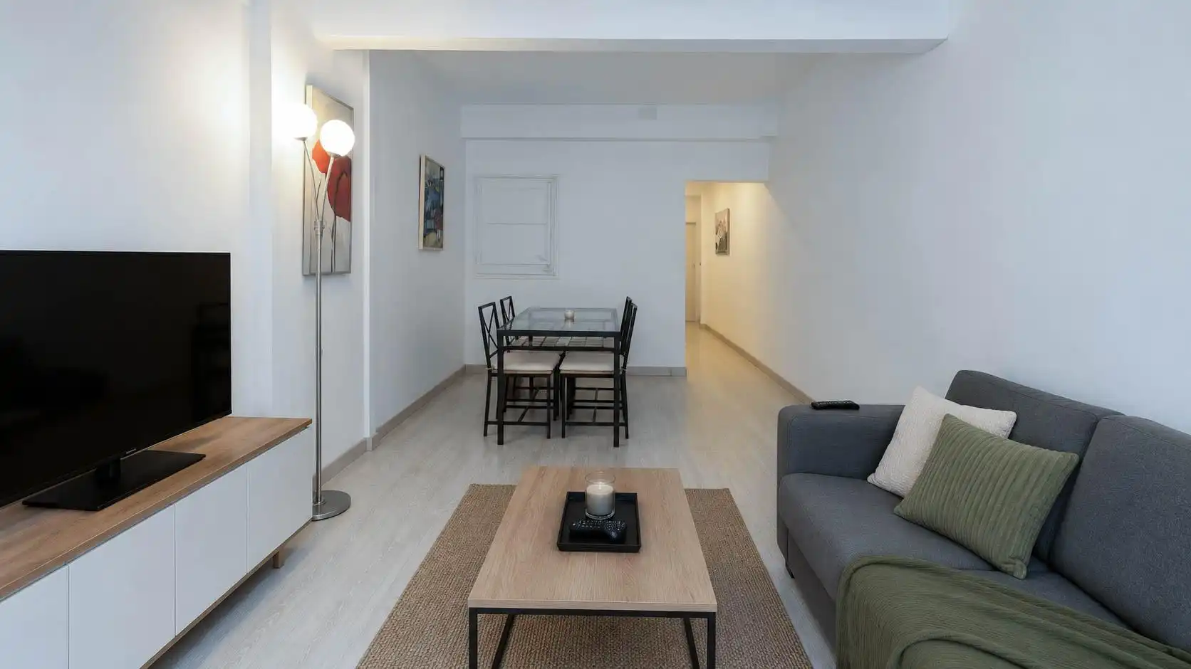Wohnzimmer von Wohnung zum Verkauf in Barcelona mit Parkett, Terrasse und Möbliert