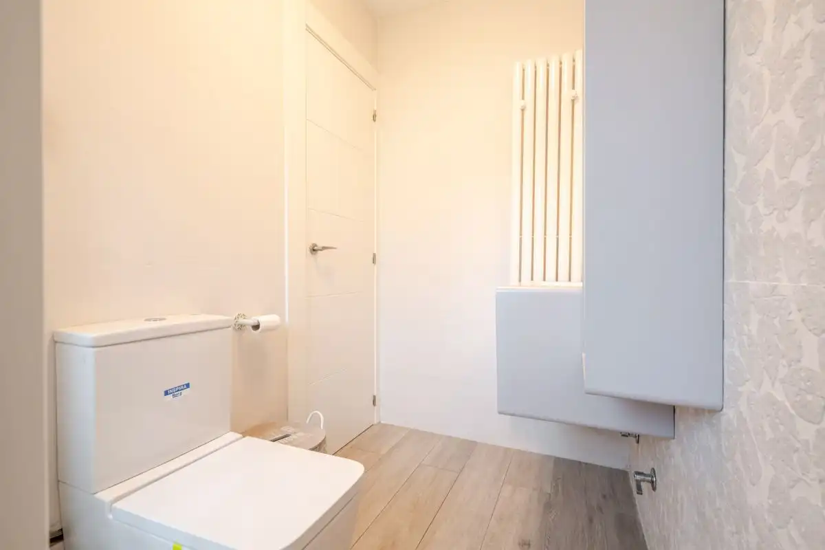 Baño de Casa o chalet en venta en Boadilla del Monte con Aire acondicionado, Calefacción y Jardín privado
