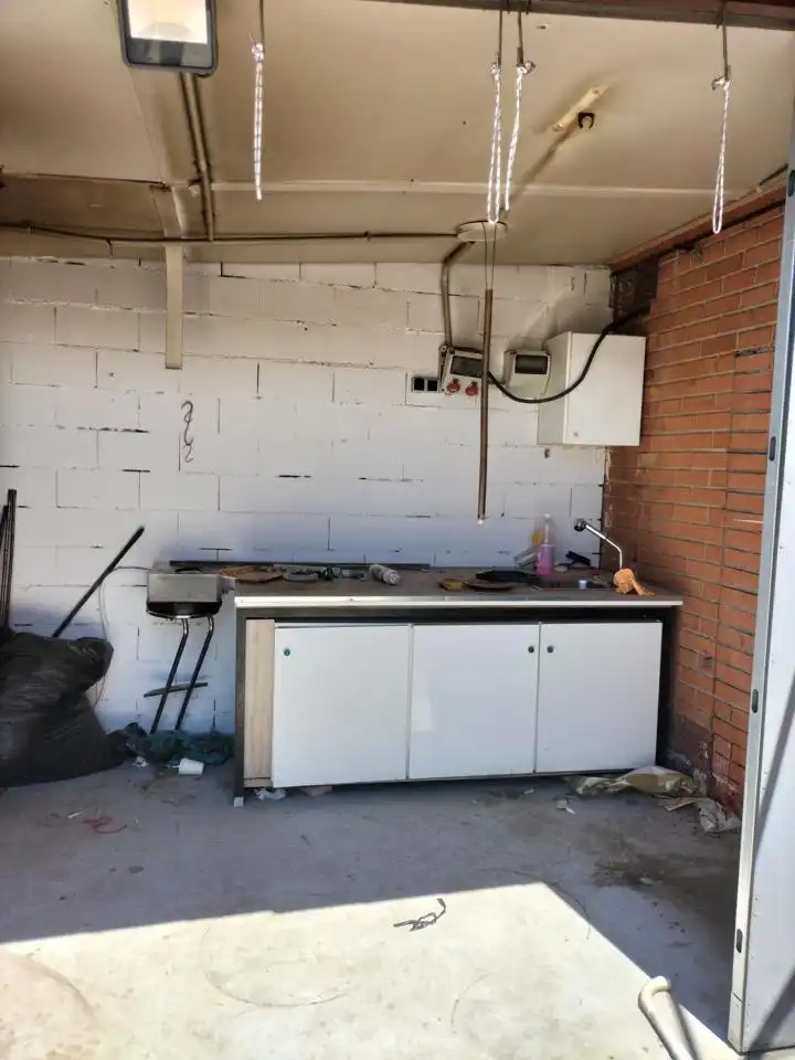 Kitchen of Industrial buildings for rent in Alcalá de Henares