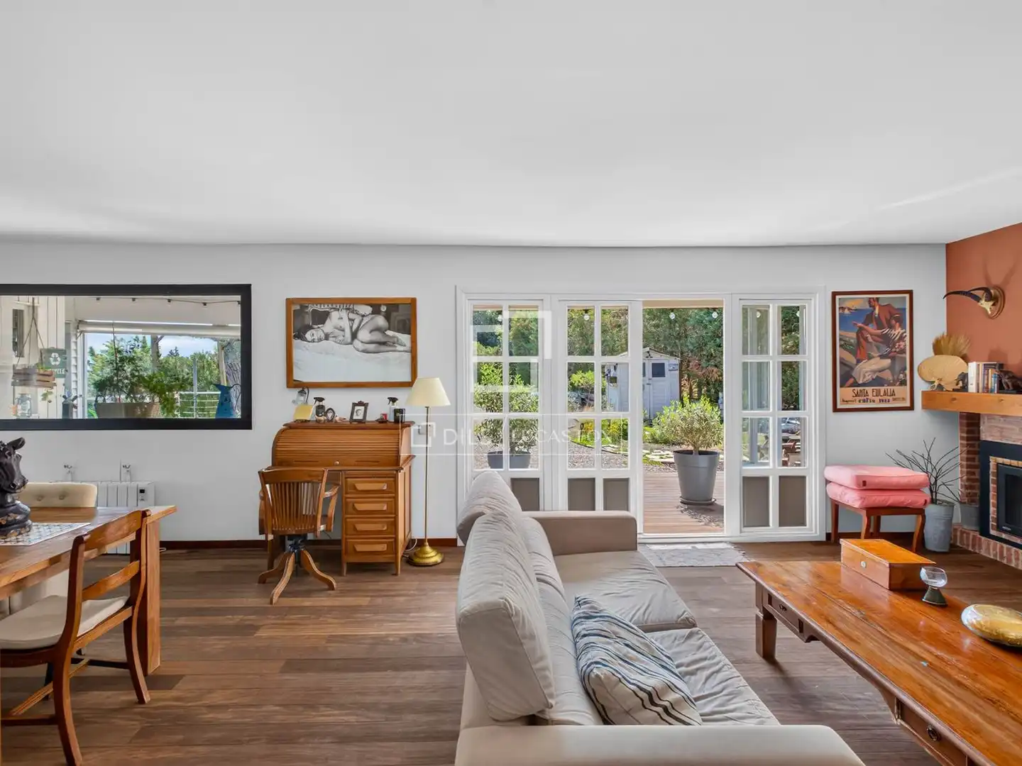 Sala de estar de Finca rústica en venta en Vallromanes con Calefacción, Jardín privado y Parquet