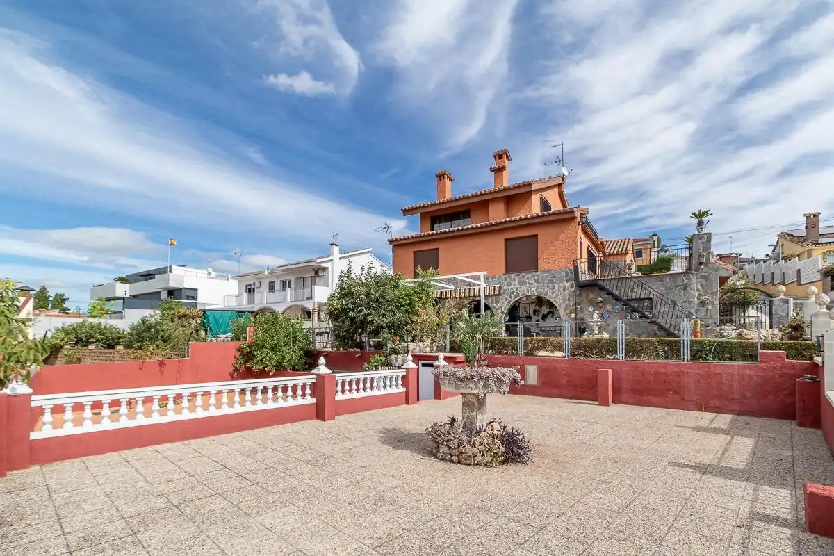 House with terrace for sale in Calle VIRGEN DEL ROSARIO, imagen 3