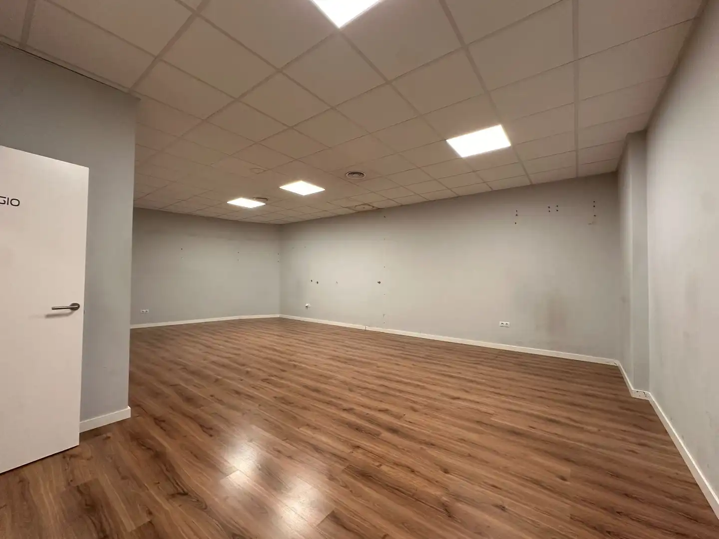 Commercial properties for rent in Ontinyent  with Air Conditioner