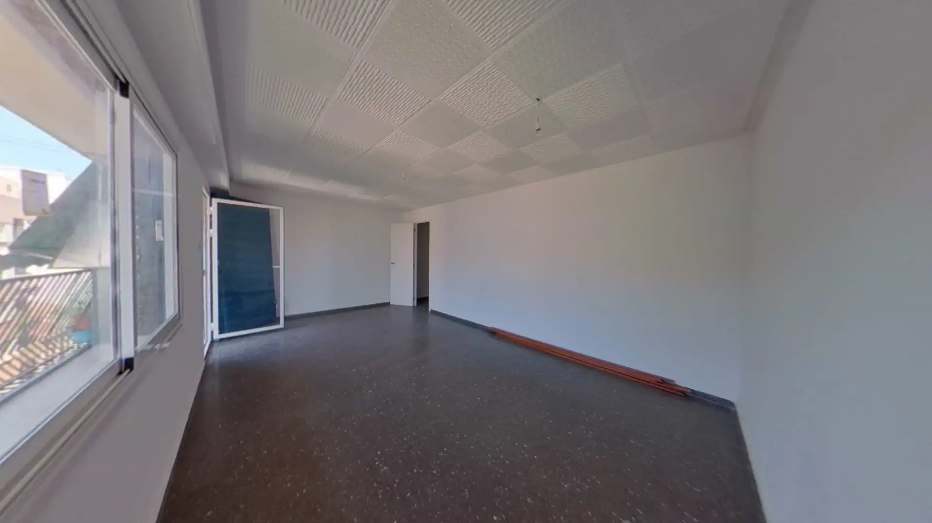 Flat for sale in Valencia  with Balcony