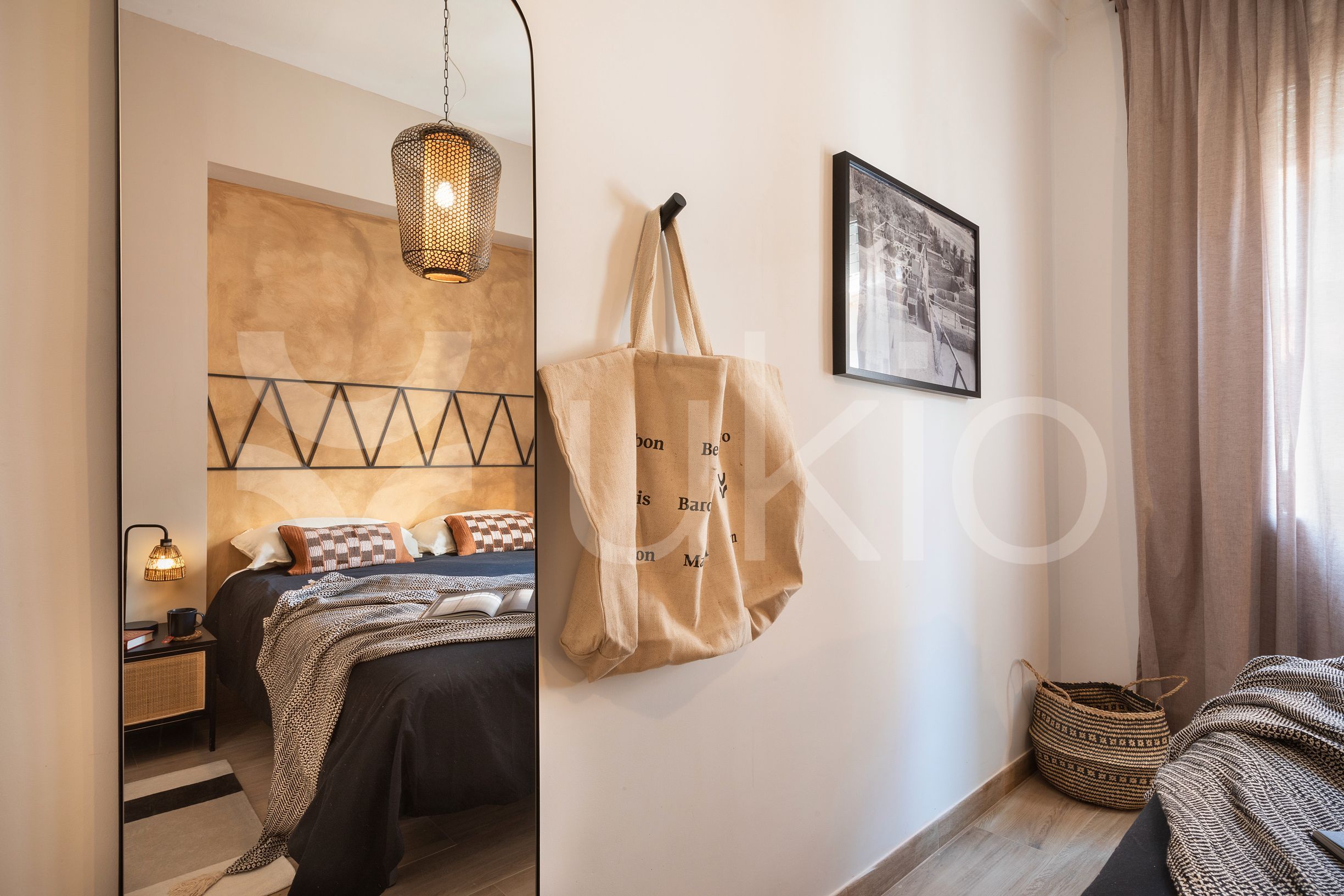 Bedroom of Apartment to rent in  Barcelona Capital  with Air Conditioner, Furnished and Oven