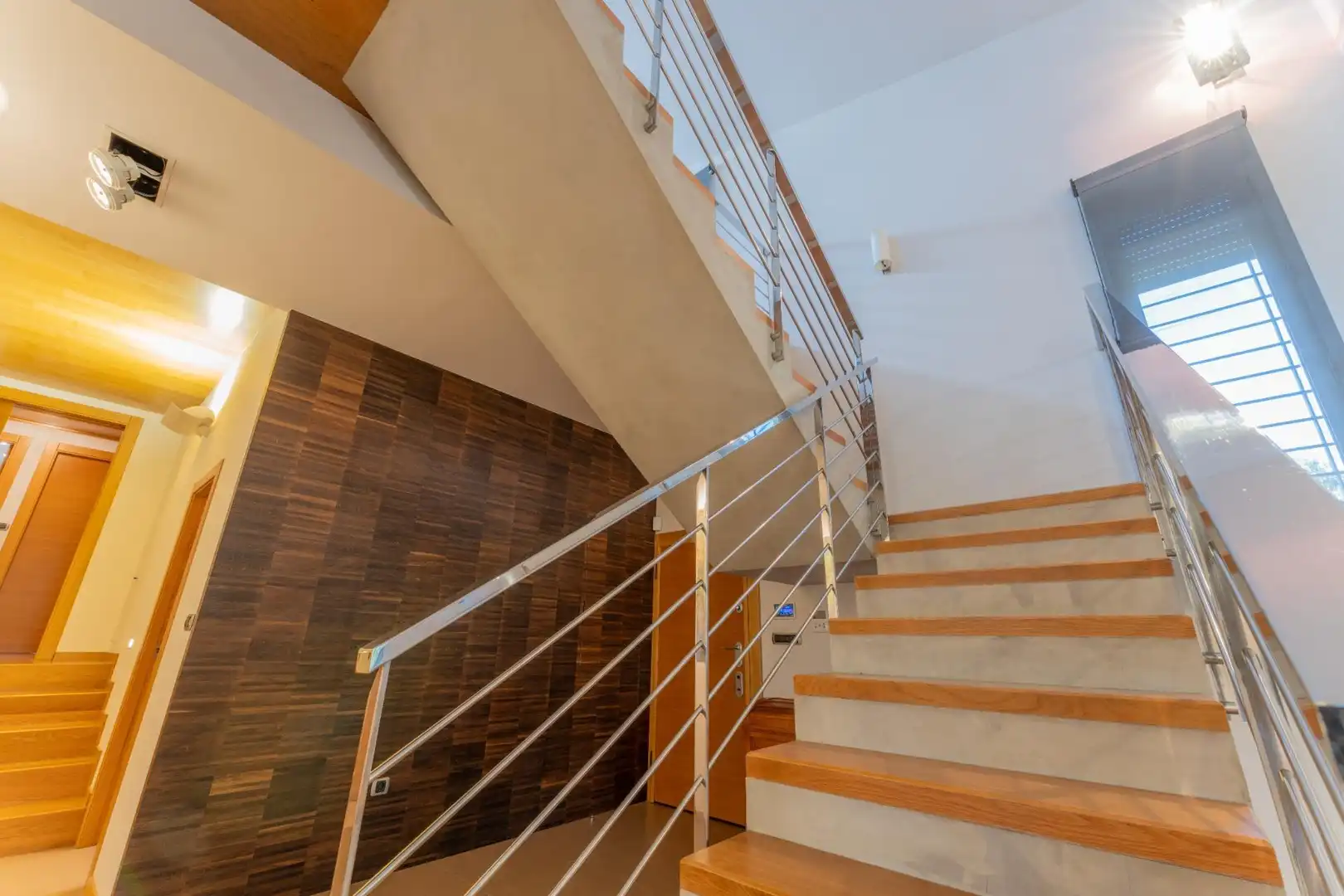 Casa o chalet en venta en Elche / Elx con Aire acondicionado, Calefacción y Jardín privado