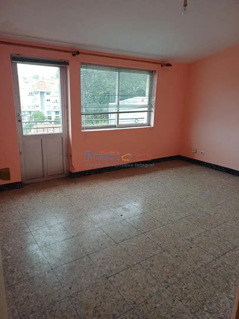 Habitación de Piso en venta en Fene con Terraza