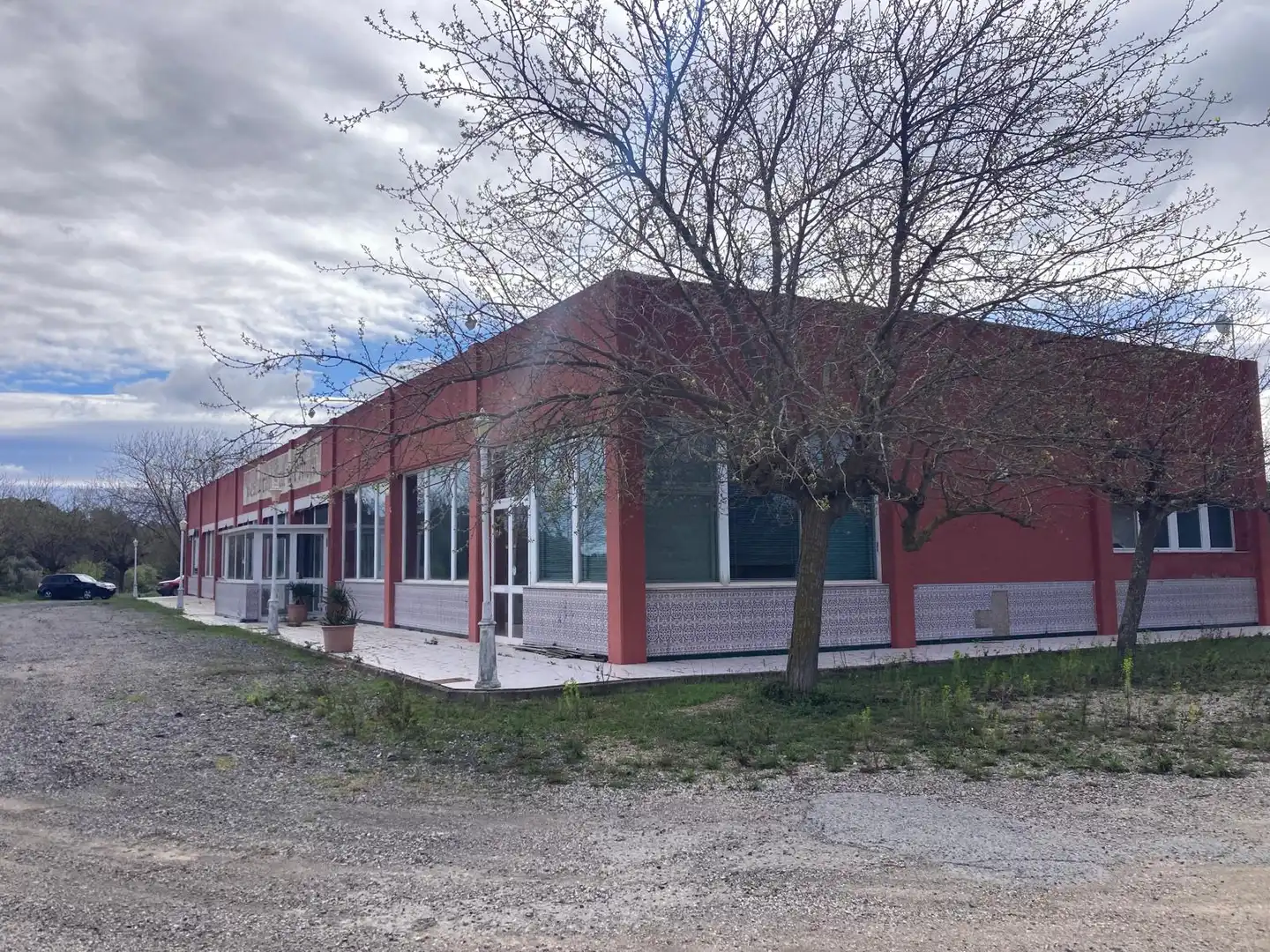 Vista exterior de Local en venta en Gandesa