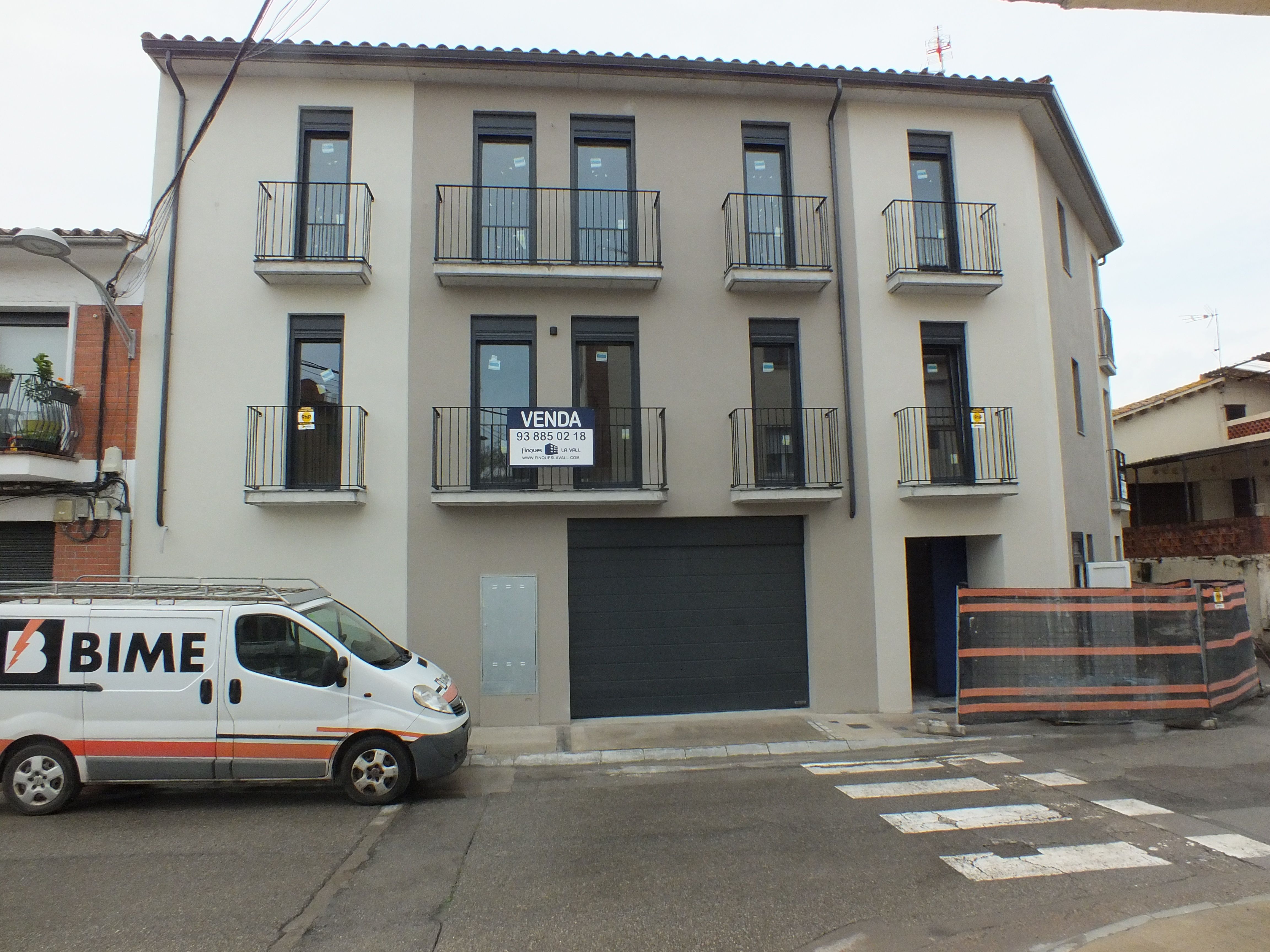 Exterior view of Flat for sale in Santa Eugènia de Berga  with Heating, Terrace and Balcony