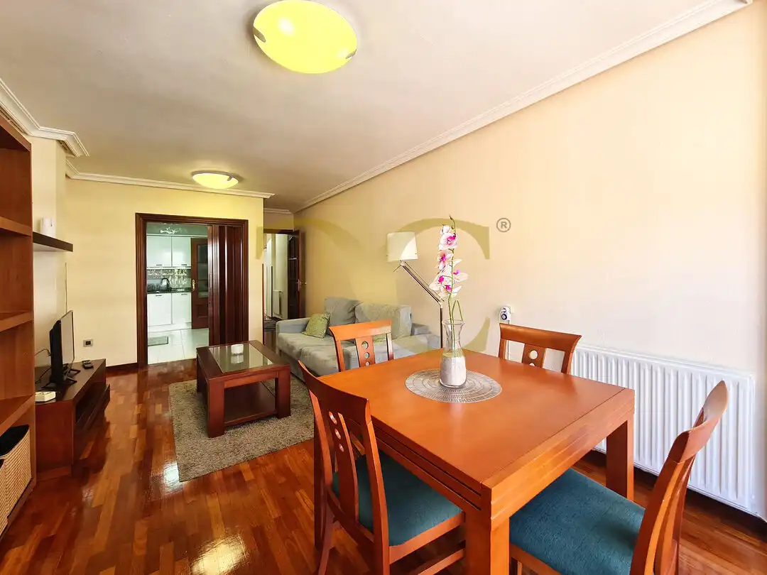 Living room of Apartments for sale in Oviedo   with Heating and Furnished