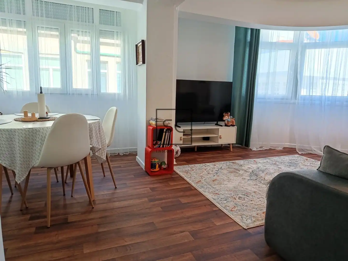 Flat for sale in de Sánchez Barcáiztegui, imagen 2