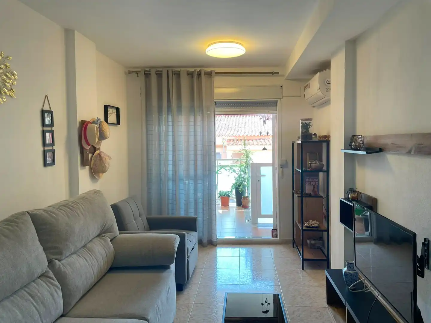 Sala de estar de Piso en venta en Chilches / Xilxes con Aire acondicionado y Terraza