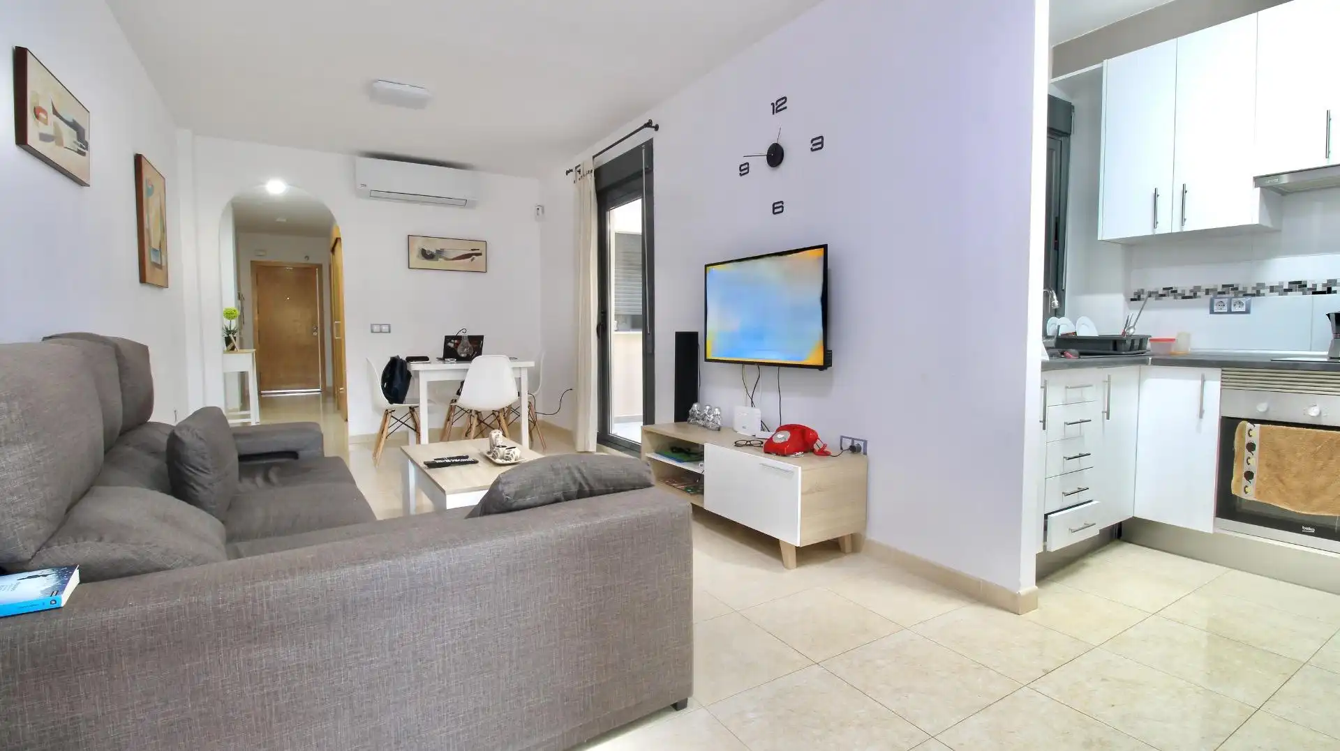 Living room of Flat for sale in Vícar  with Air Conditioner, Private garden and Terrace