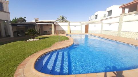 Foto 3 de Casa o xalet de lloguer a Cerros de Montequinto, Montequinto