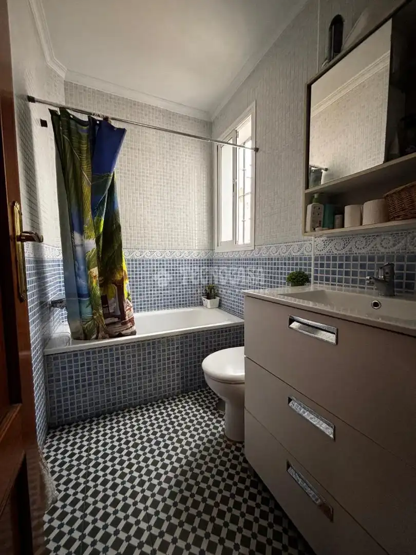 Bathroom of Detached homes for sale in Sevilla  with Air Conditioner