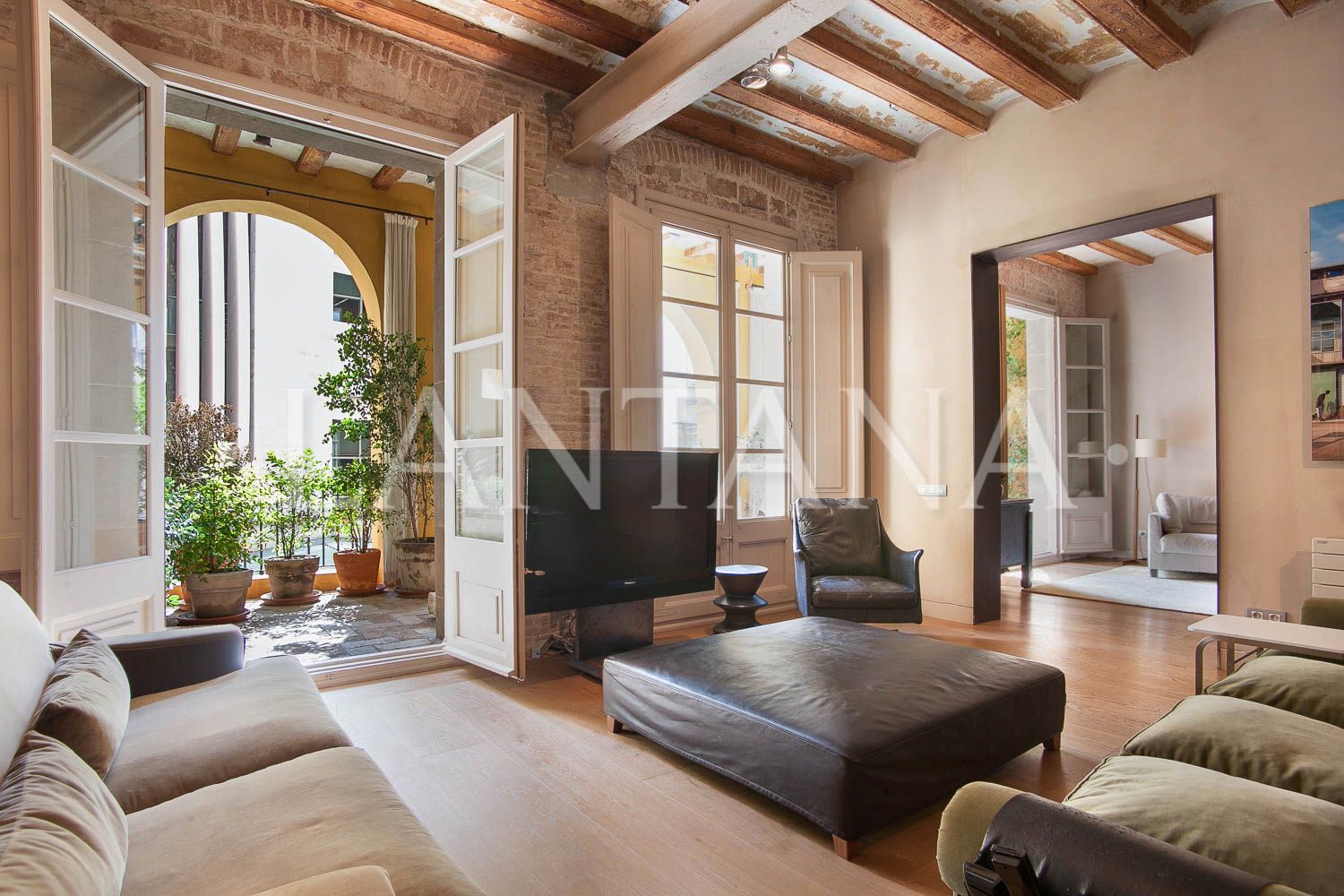 Sala de estar de Piso en venta en  Barcelona Capital con Aire acondicionado
