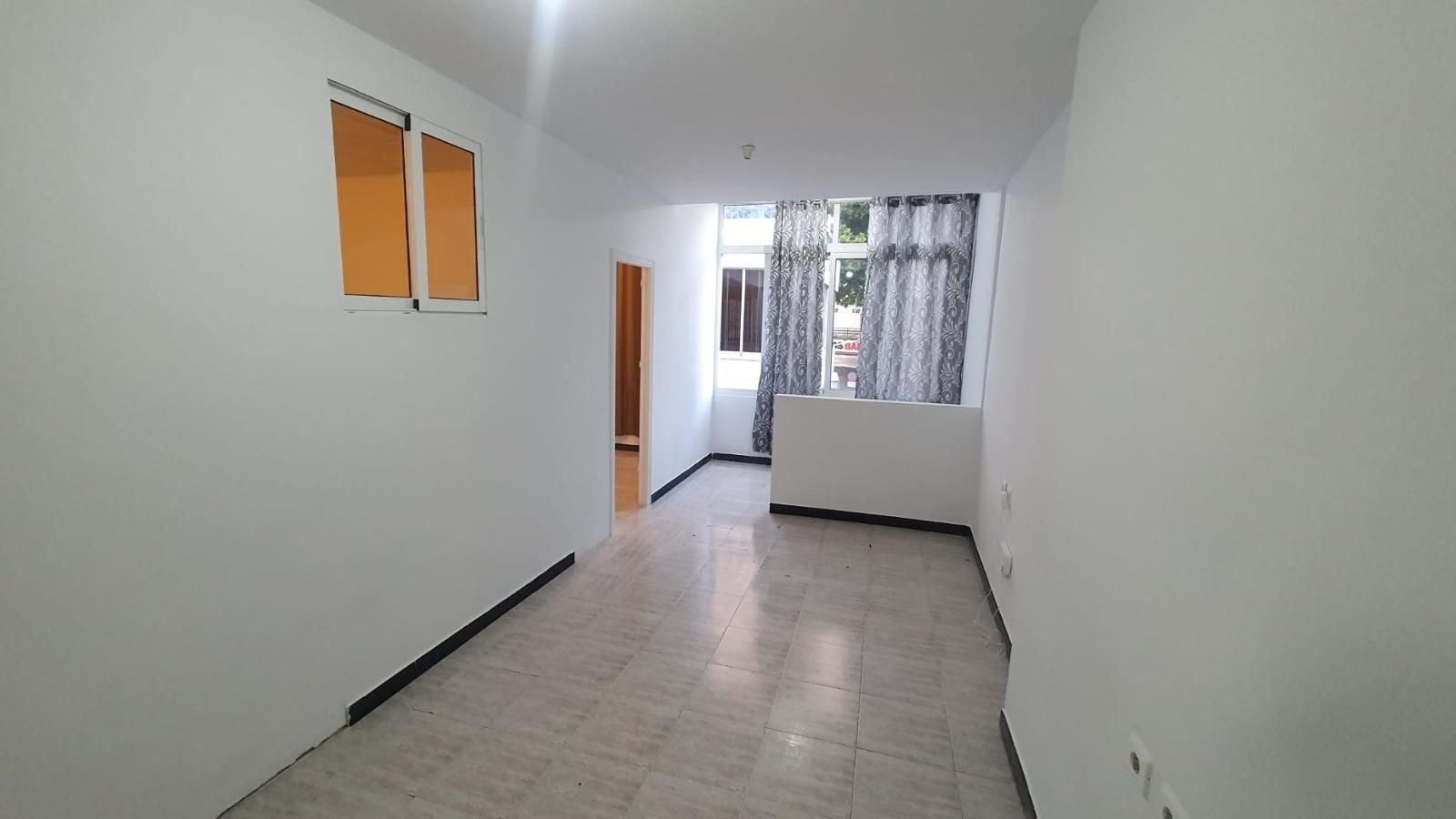 Dormitori de Pis en venda en Torremolinos