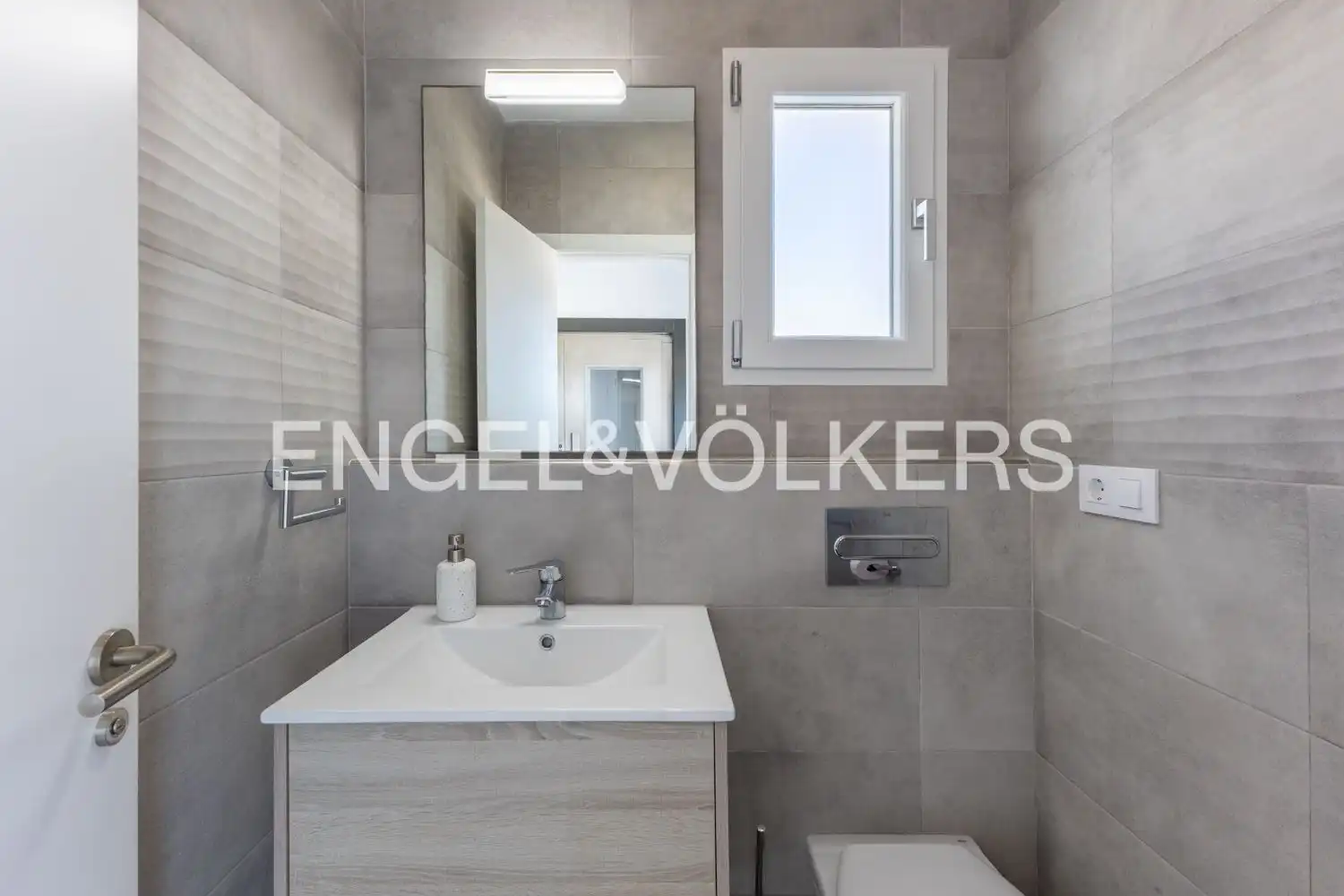 Bathroom of Houses for sale in Dénia  with Air Conditioner, Heating and Private garden